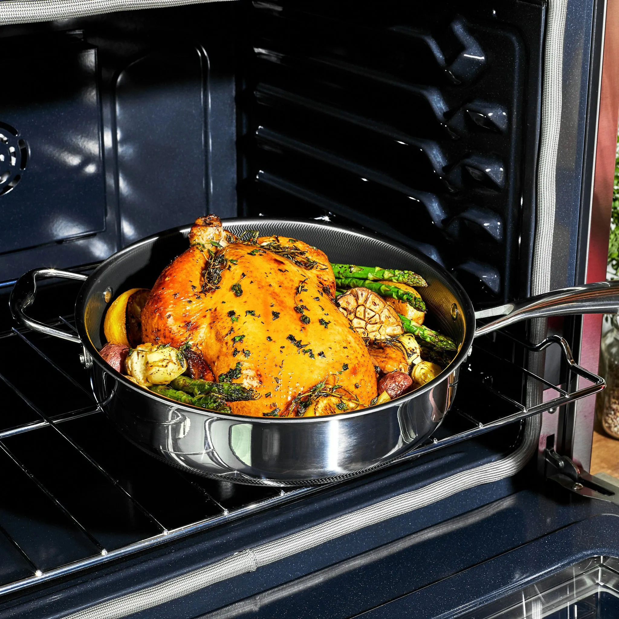 4.3 Litre Hybrid Deep Sauté Pan with Lid