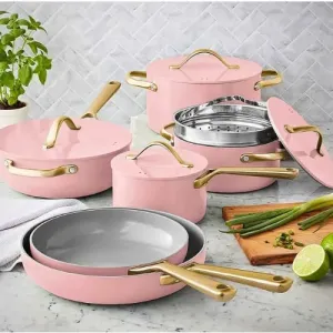 Member's Mark Modern Ceramic Cookware Set - 11-piece - Pink