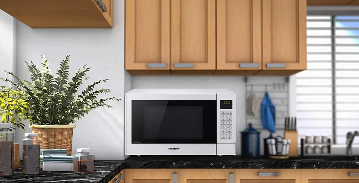 Panasonic NNCT54JWBPQ Microwave in White, Combination Microwave Oven 27 Litre