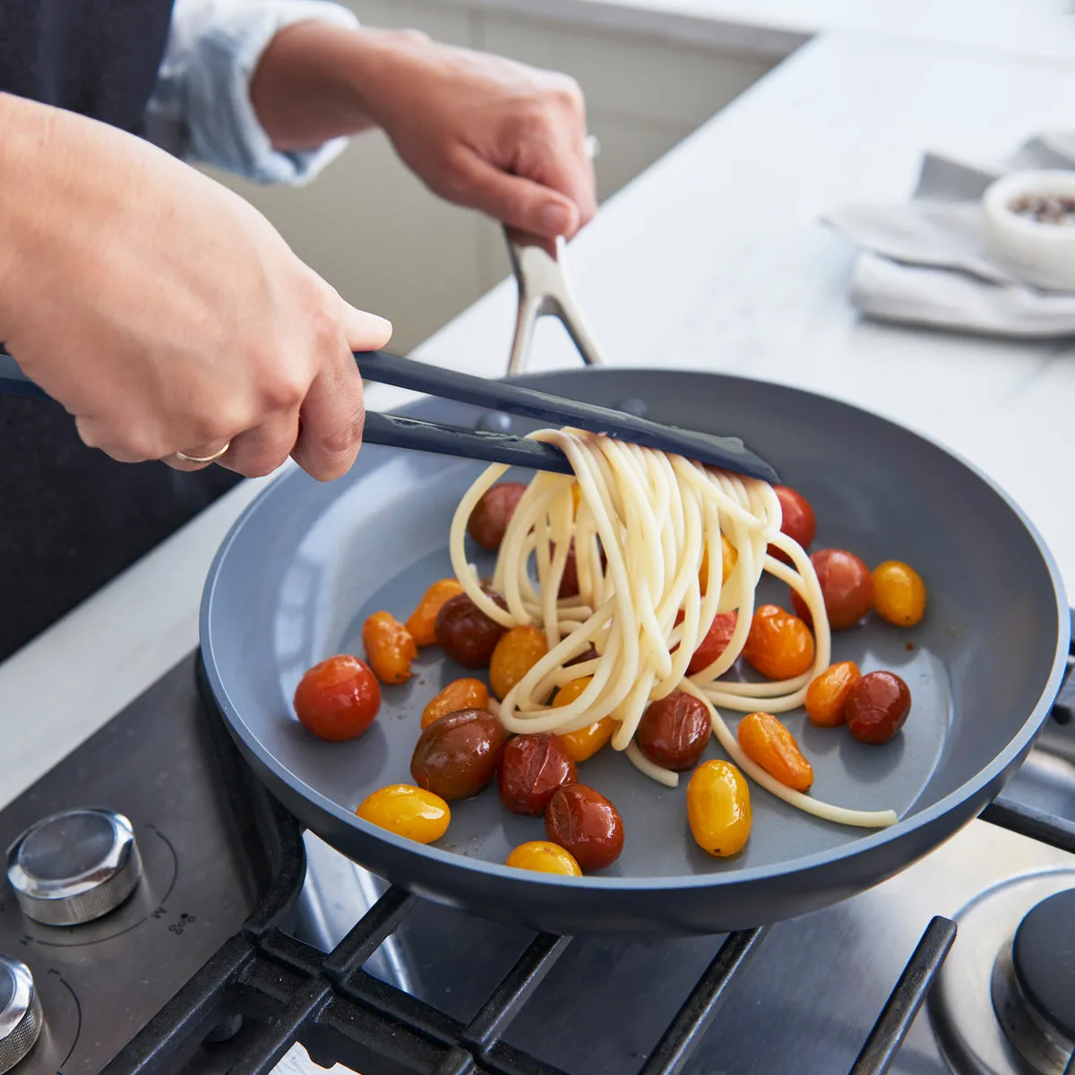 Platinum Silicone Tongs | Navy